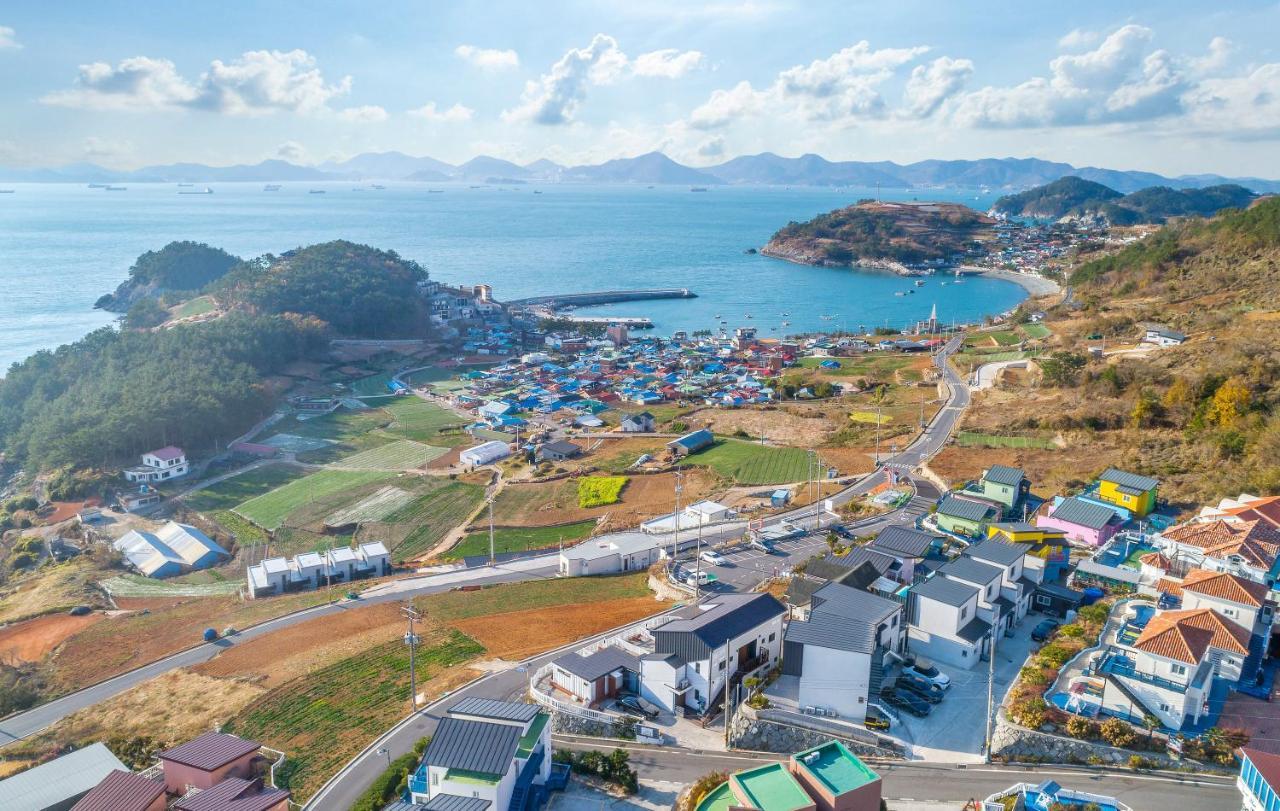 Вилла Namhae Whale'S Dream Экстерьер фото